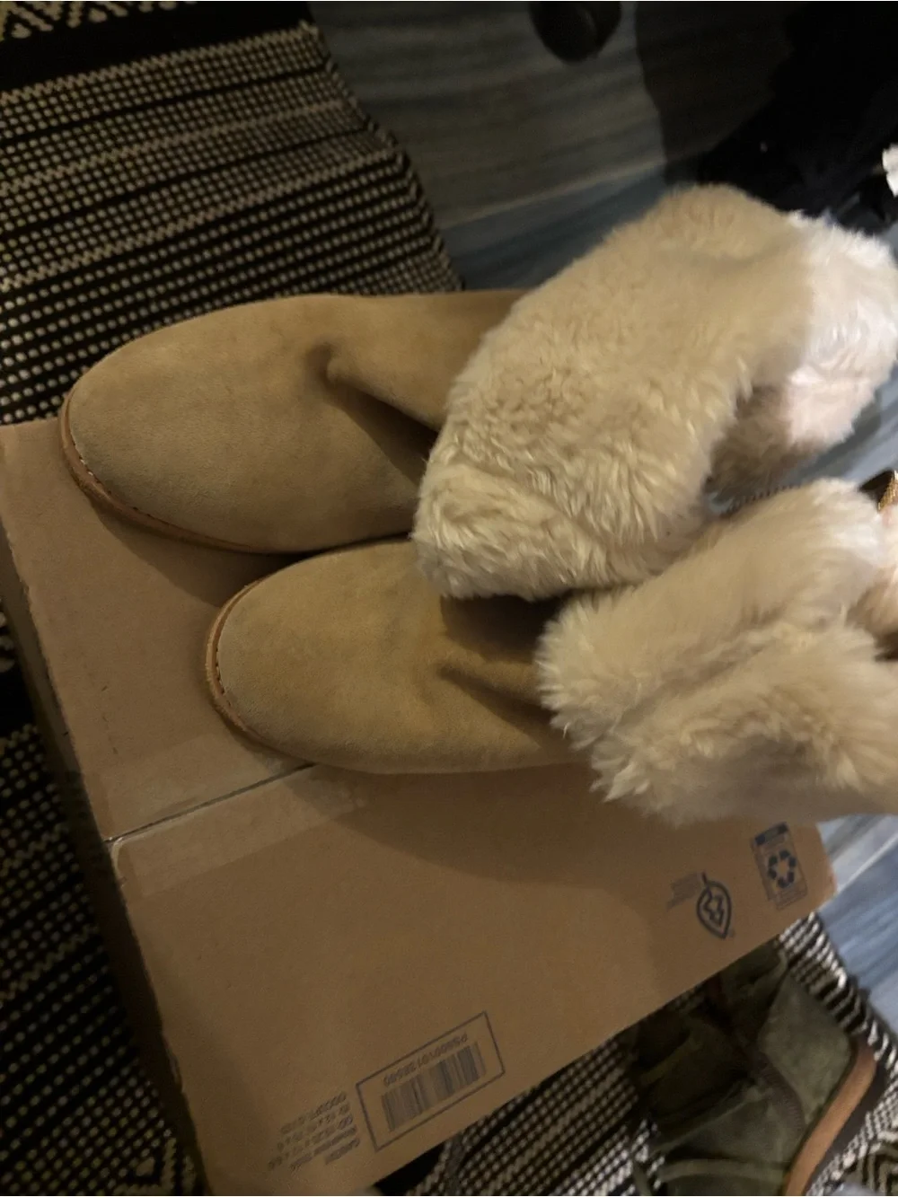 Plush Faux Fur Collar Ankle Booties - Cream